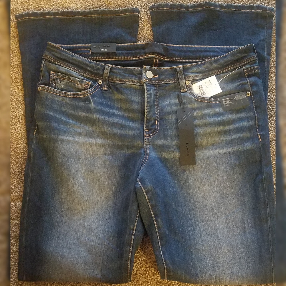 Buckle Black Mid Rise Flares 34x34
